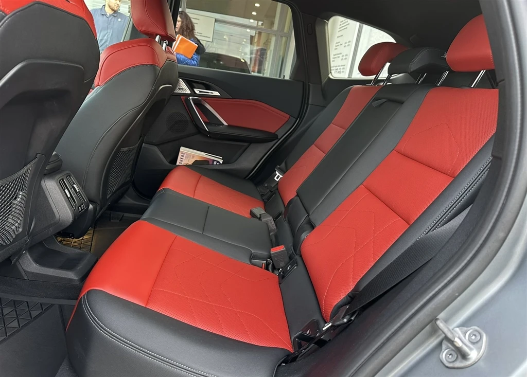 BMW iX1 xDrive30 | Mobile.bg   12