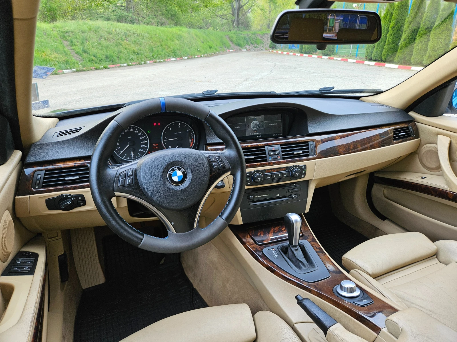 BMW 320 2.0D AVTOMAT/NAVIG/KOJA/KSENON - изображение 9
