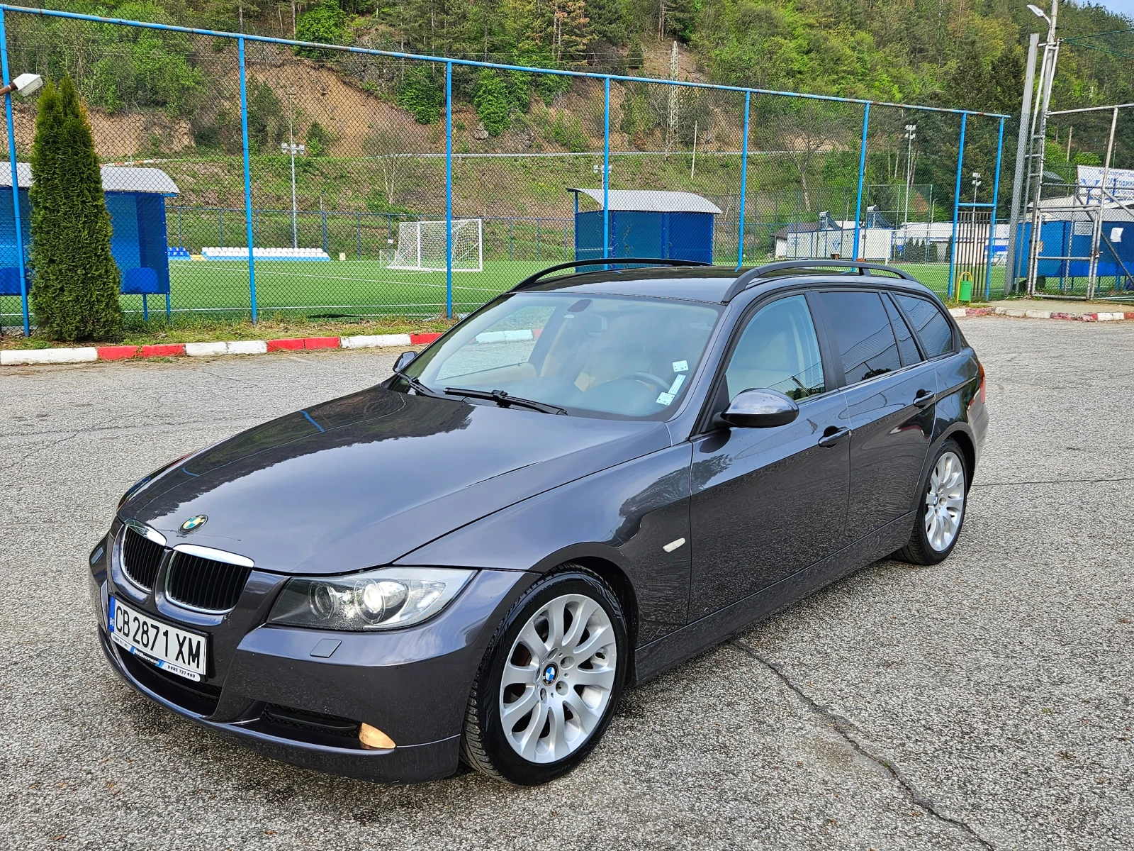 BMW 320 2.0D AVTOMAT/NAVIG/KOJA/KSENON - изображение 2