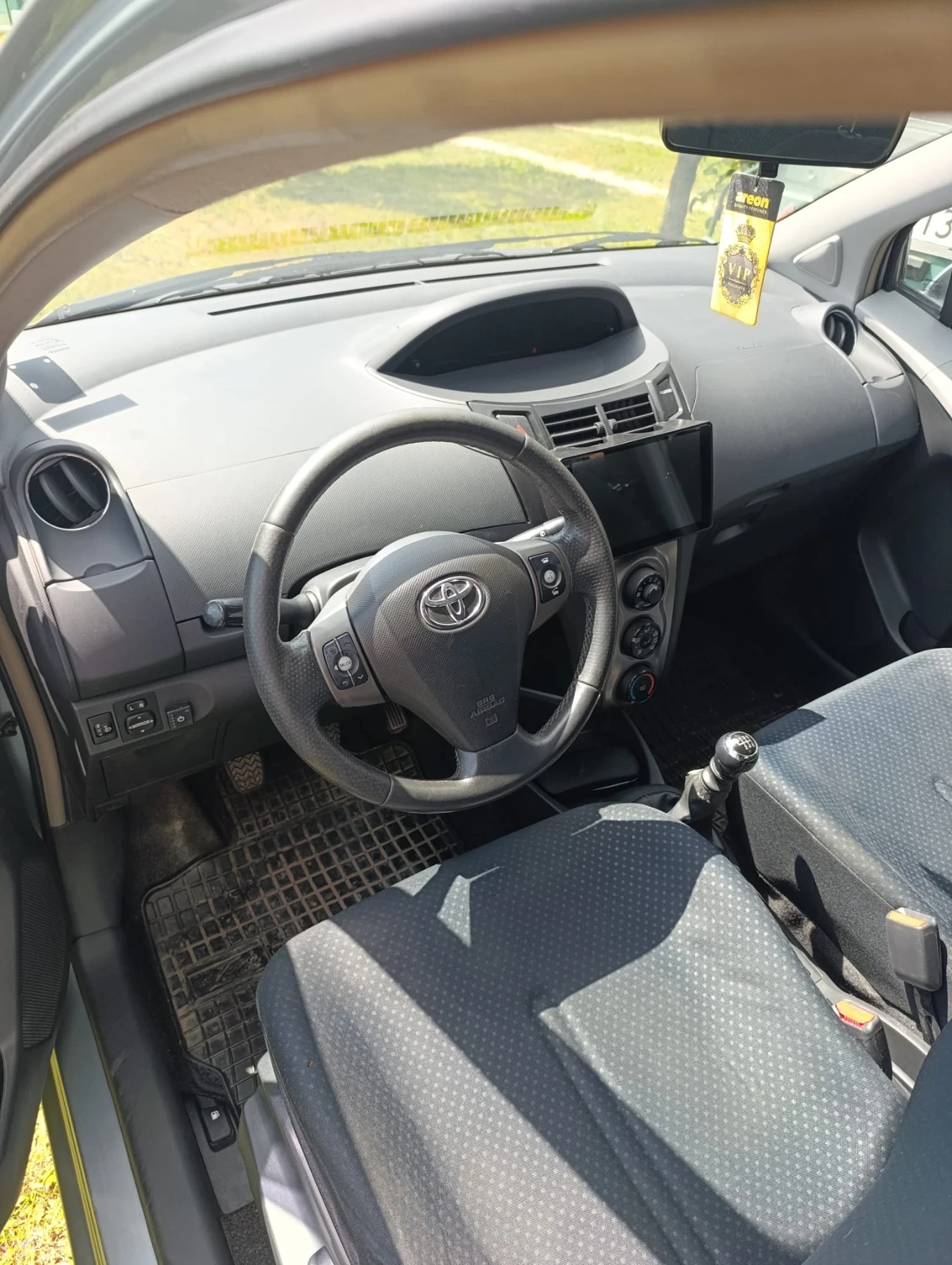 Toyota Yaris  - изображение 5