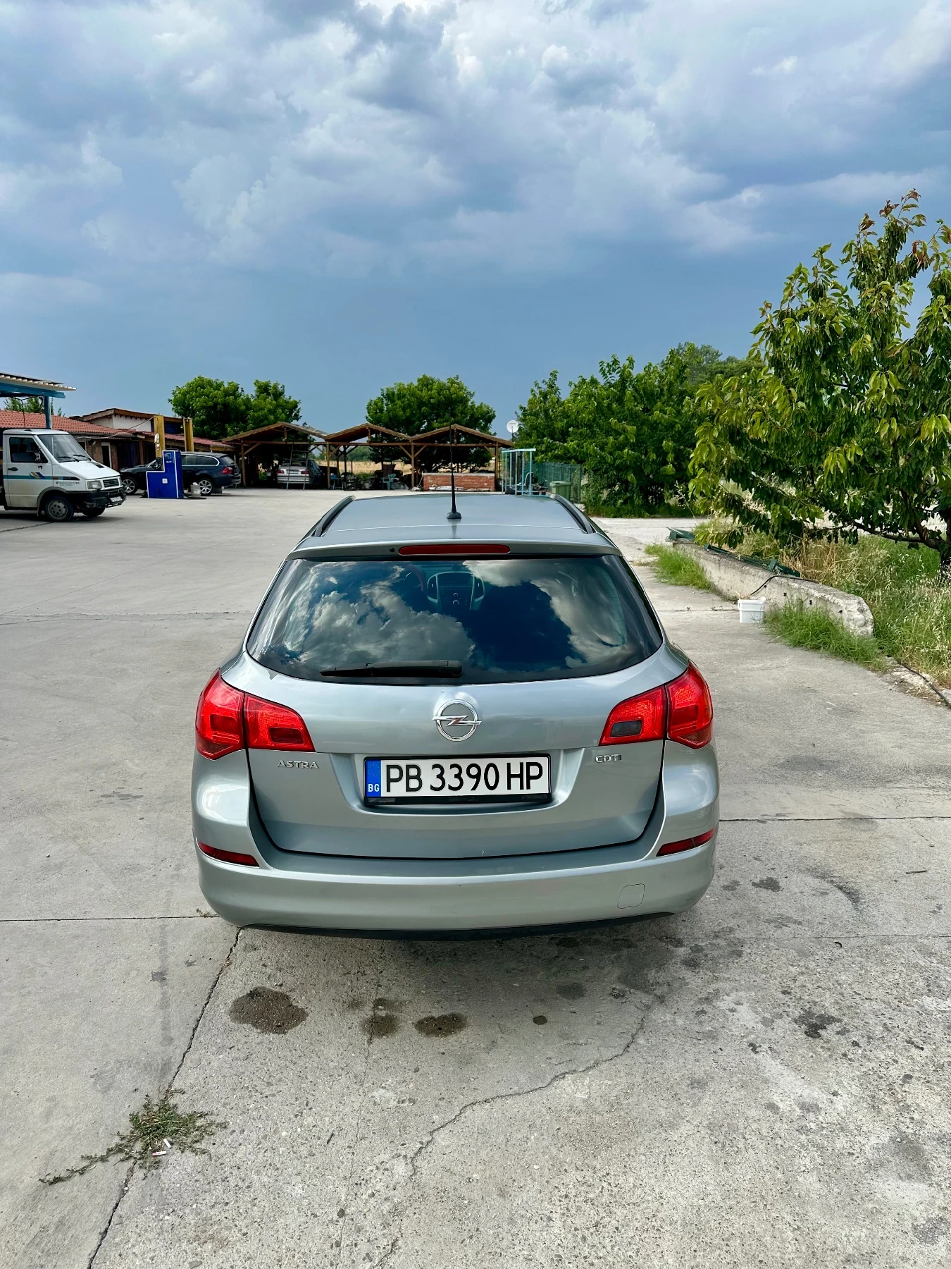 Opel Astra 1.7 CDTI, снимка 4 - Автомобили и джипове - 53504769