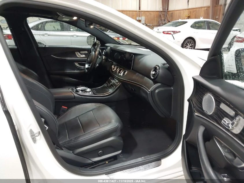 Mercedes-Benz E 300 4MATIC | Mobile.bg   11