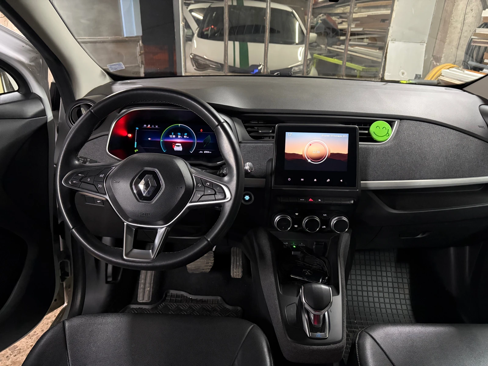 Renault Zoe  - изображение 7