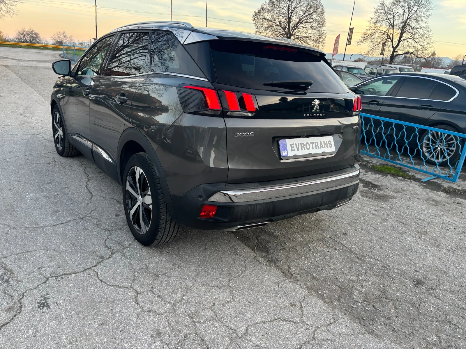 Peugeot 3008 Gt-line / Автомат/ Нави/Keyless-go/Ful LED - изображение 5