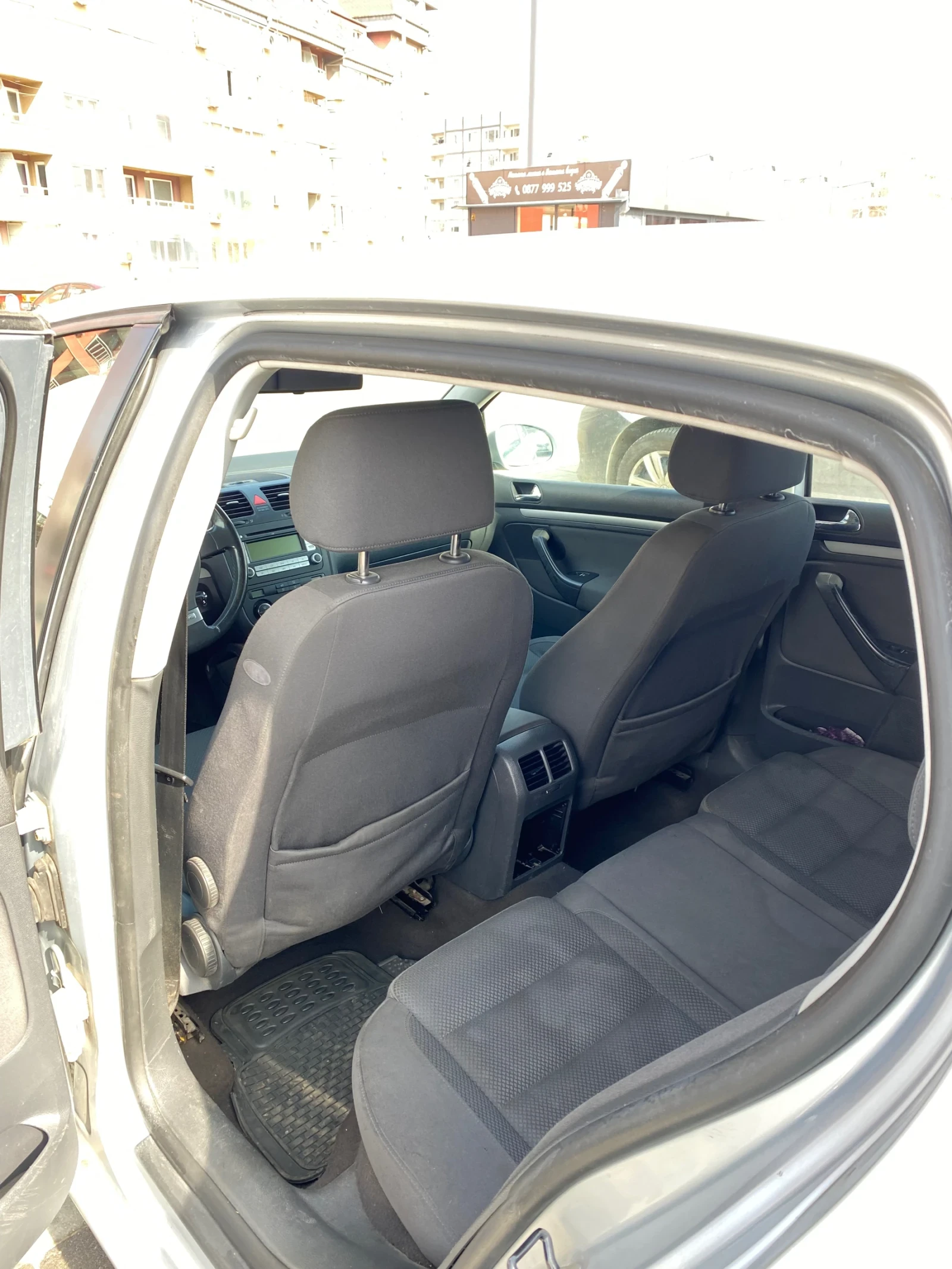 VW Golf, снимка 13 - Автомобили и джипове - 53750427