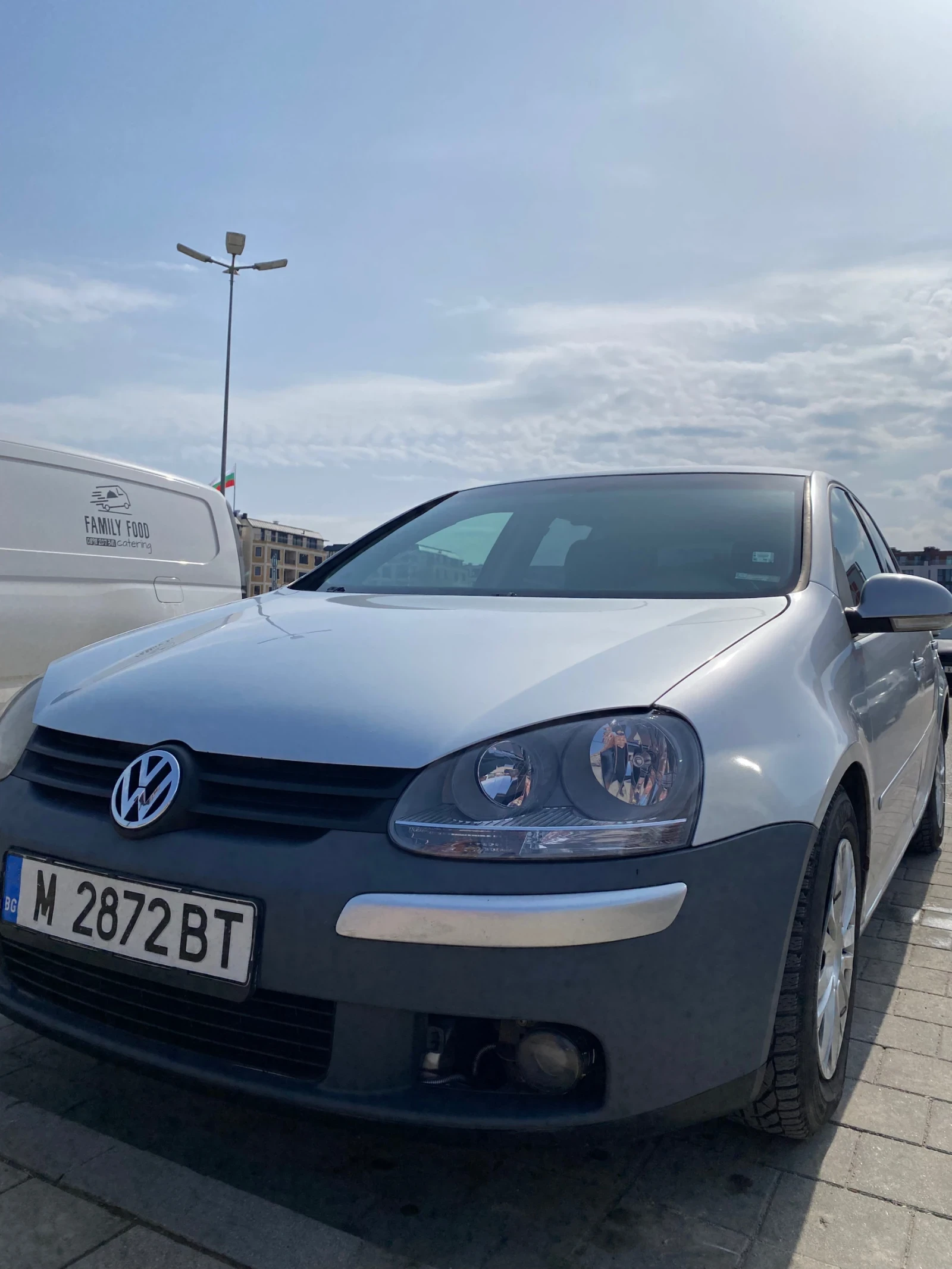 VW Golf, снимка 3 - Автомобили и джипове - 53750427