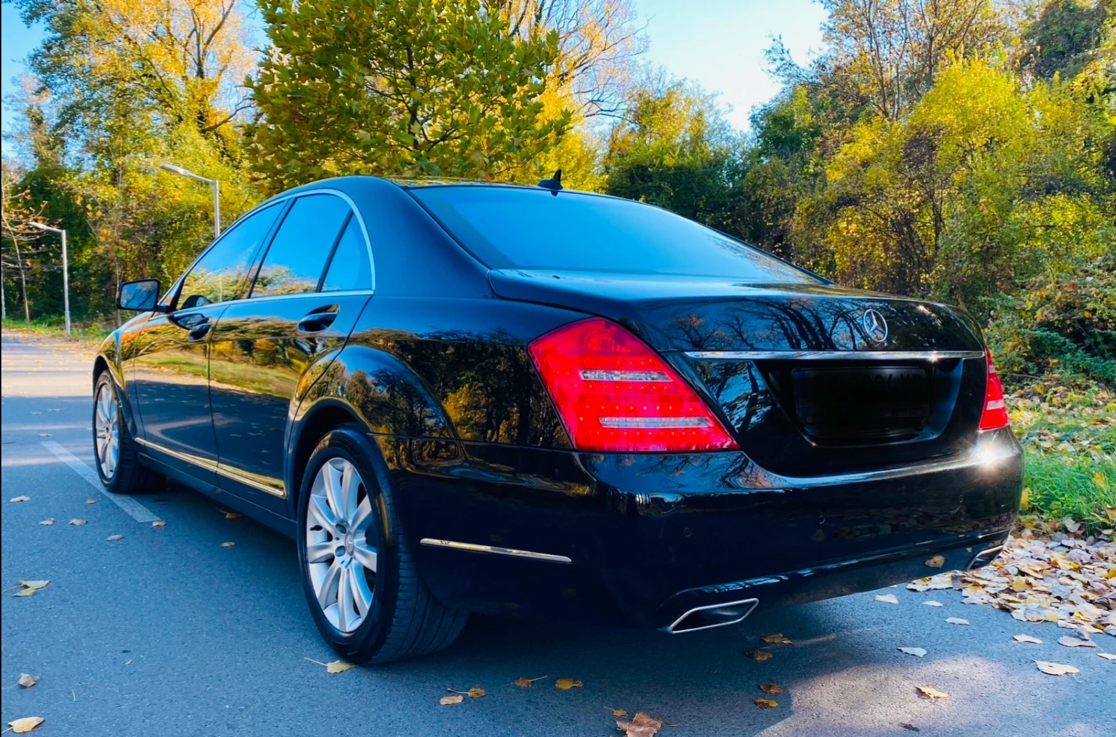 Mercedes-Benz S 450 V 8 Bi-Turbo, снимка 2 - Автомобили и джипове - 53990146