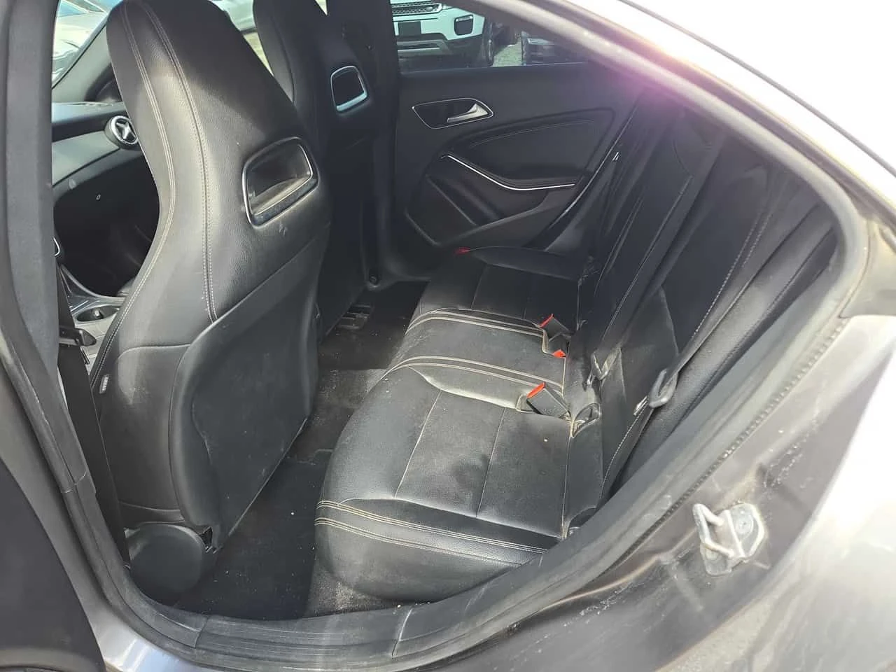 Mercedes-Benz CLA 250 * 250 * 4MATIC* ПОДГРЕВ* NAVI* , снимка 11 - Автомобили и джипове - 54409477