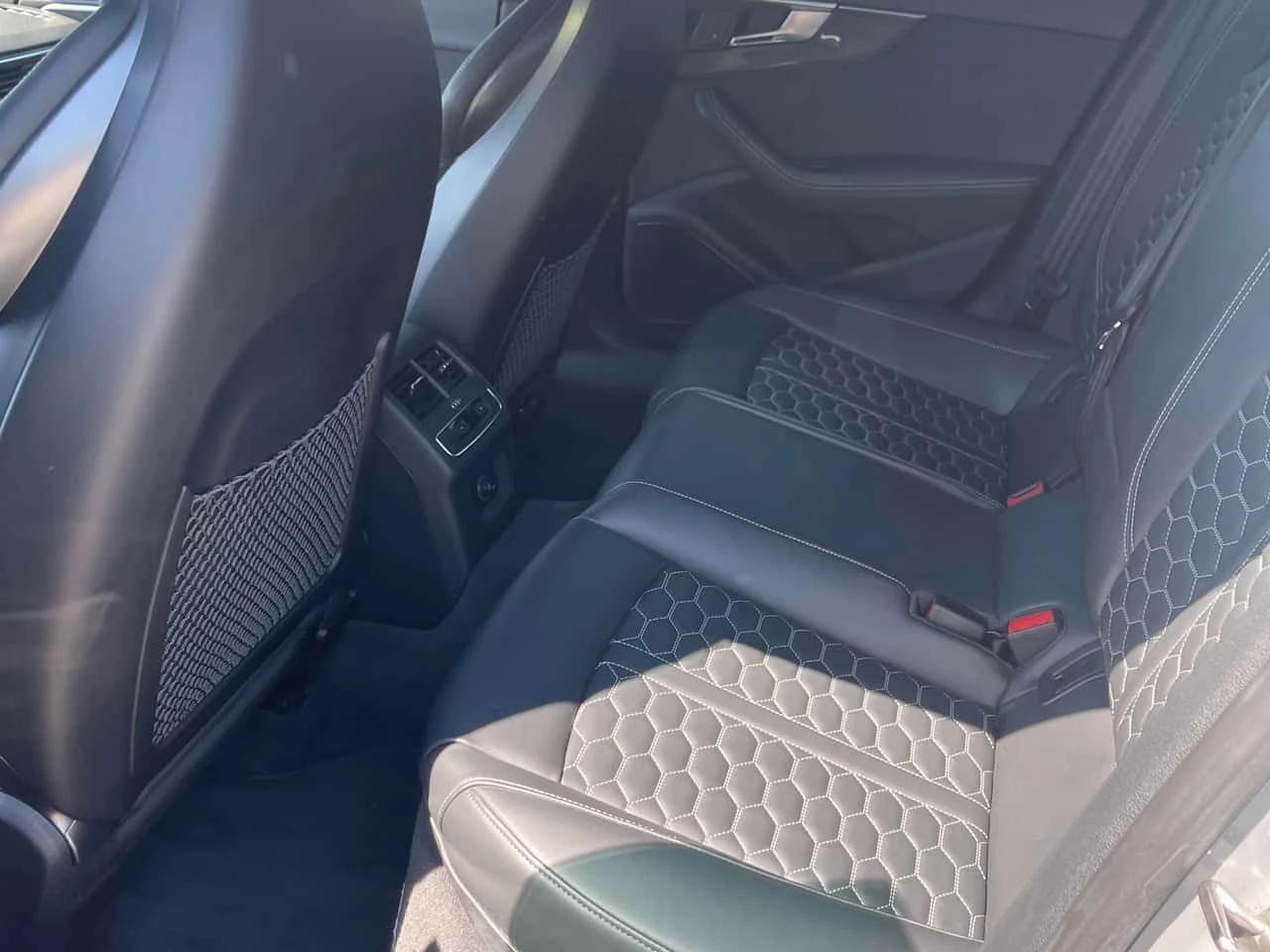 Audi Quattro 2.9 TFSI/BANG & OLUFSEN/ПАНОРАМА/ДИСТРОНИК/360, снимка 10 - Автомобили и джипове - 54601286