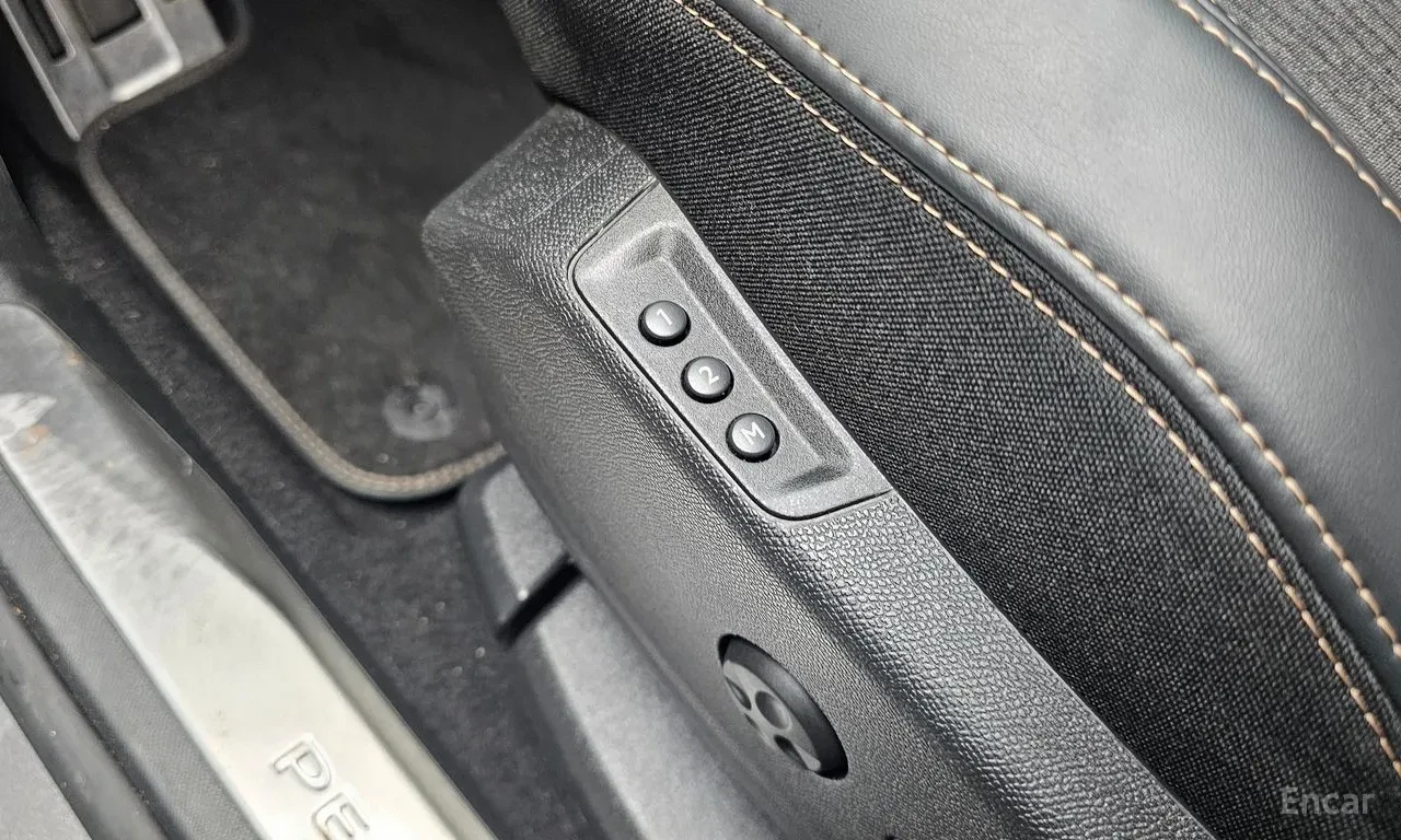 Peugeot 3008, снимка 11 - Автомобили и джипове - 54854330