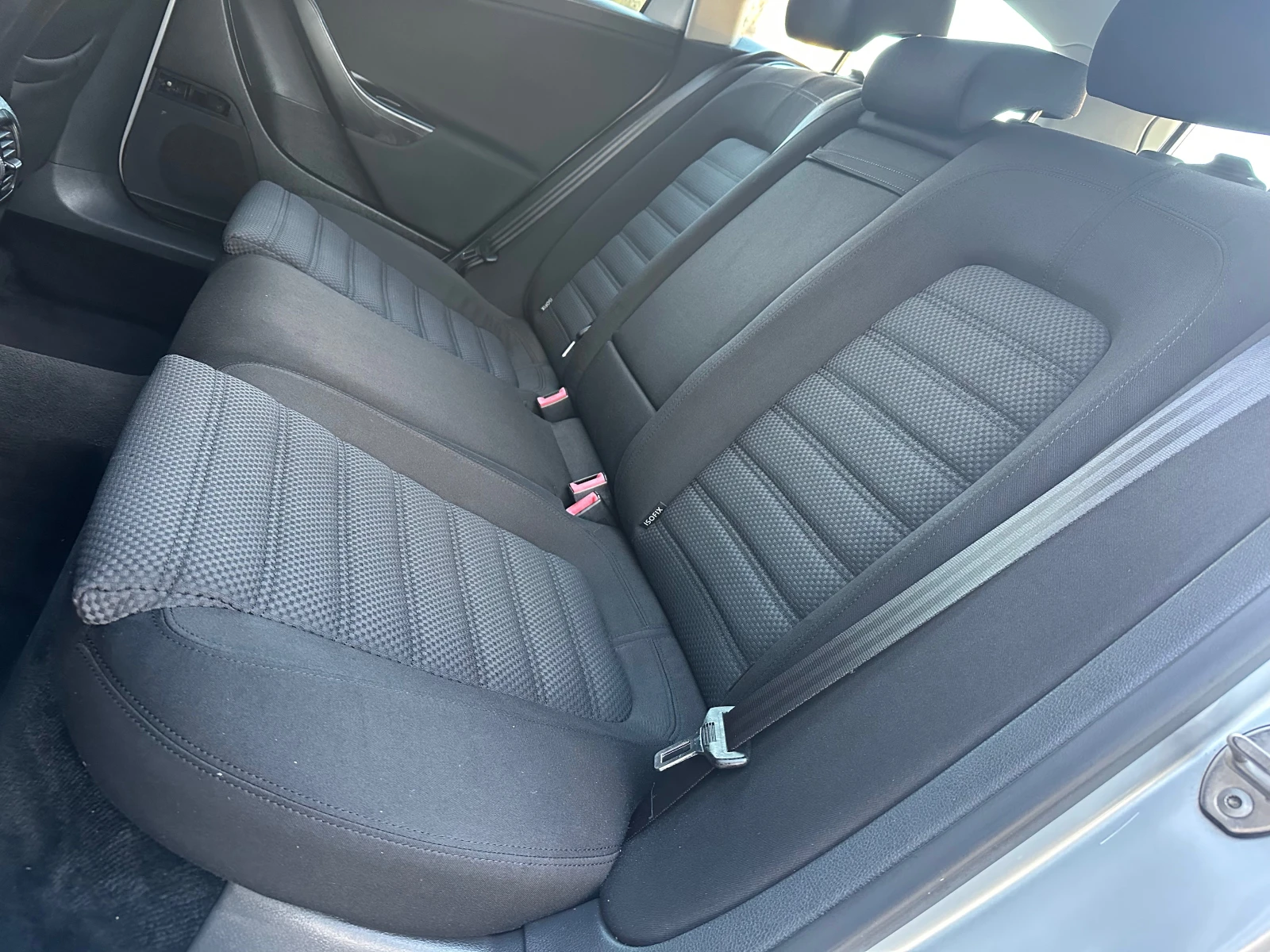 VW Passat 2.0 TDI * COMMON RAIL* DSG* , снимка 11 - Автомобили и джипове - 54867117