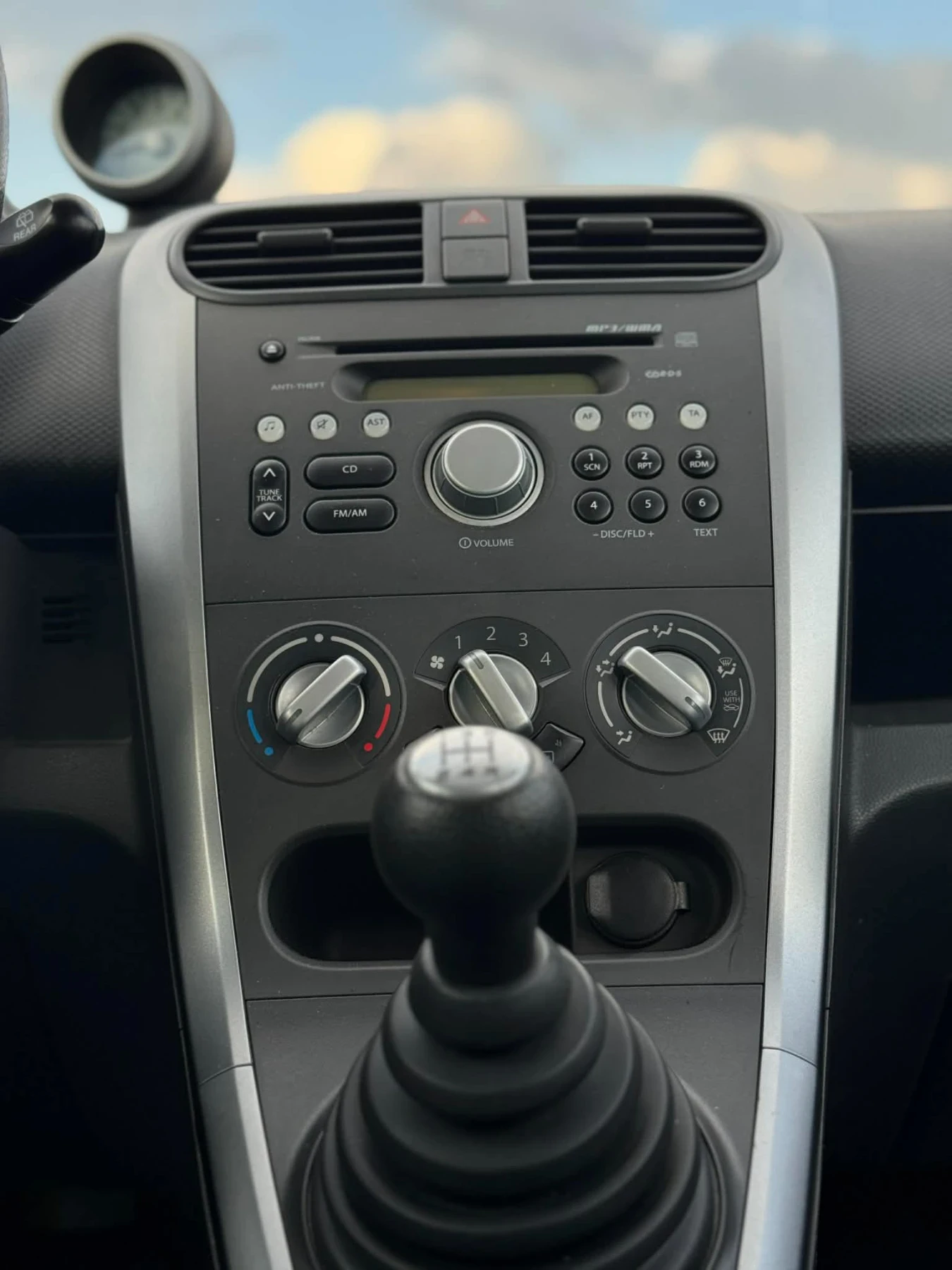 Suzuki Splash 1.2, снимка 8 - Автомобили и джипове - 54923236