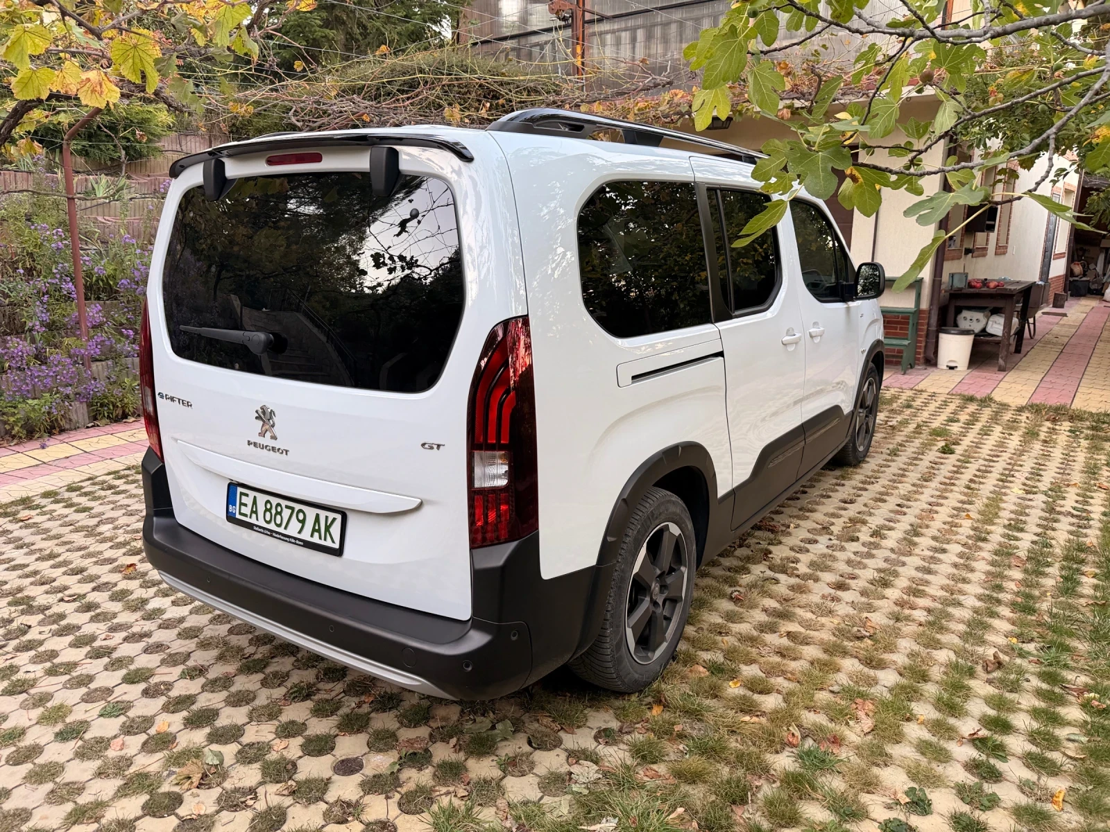 Peugeot Rifter GT 57 kw, снимка 3 - Автомобили и джипове - 56349591