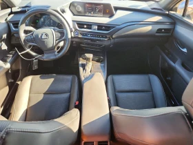 Lexus UX 250h 2.0l, снимка 8