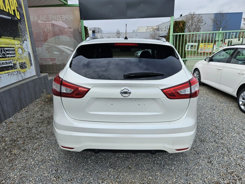 Nissan Qashqai 1.6dci 4x4, снимка 5 - Автомобили и джипове - 48248241