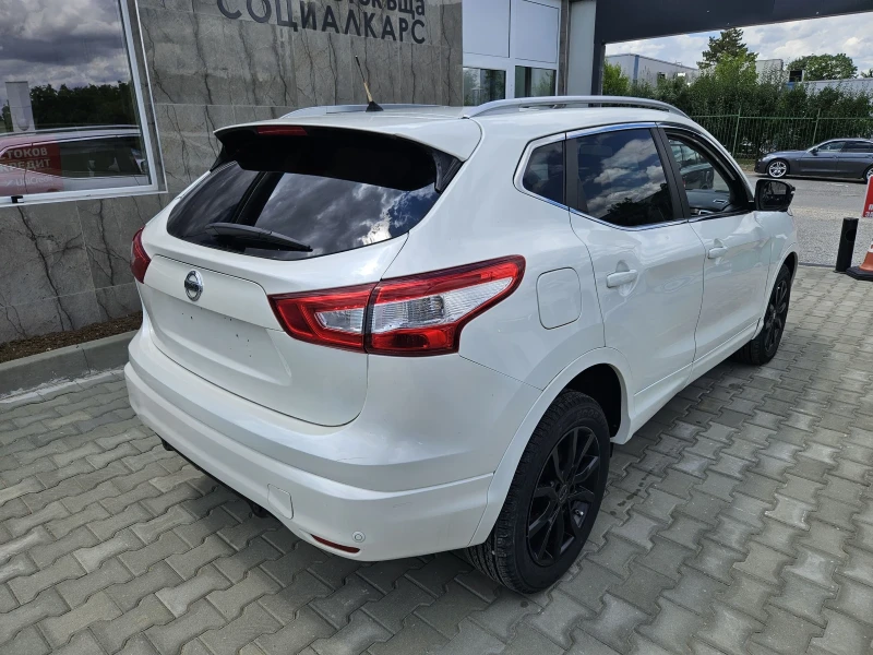 Nissan Qashqai 1.6dci 4x4, снимка 3 - Автомобили и джипове - 48248241