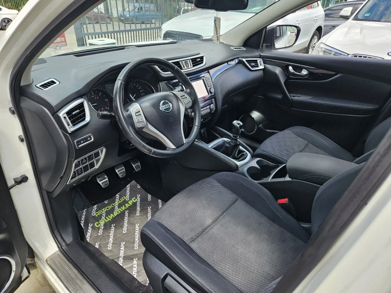 Nissan Qashqai 1.6dci 4x4, снимка 7 - Автомобили и джипове - 48248241