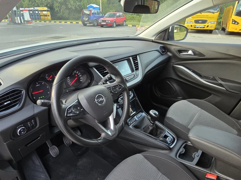 Opel Grandland X Топ състояние, снимка 11 - Автомобили и джипове - 51628305