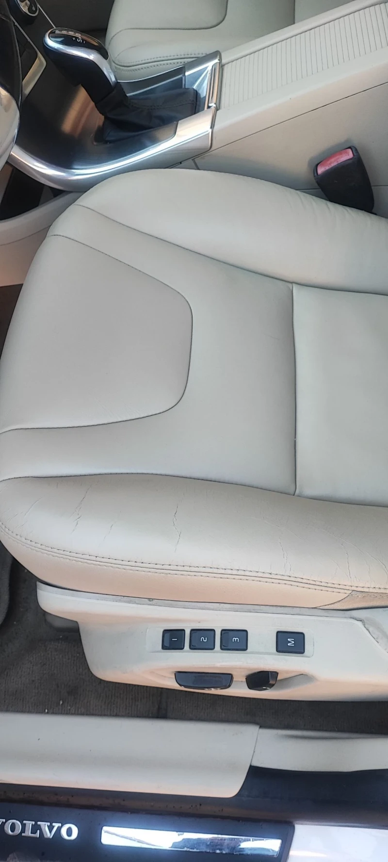 Volvo XC60, снимка 10 - Автомобили и джипове - 52235168