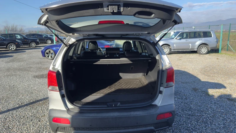 Kia Sorento * 2.2 CRDi* , снимка 14 - Автомобили и джипове - 52617012