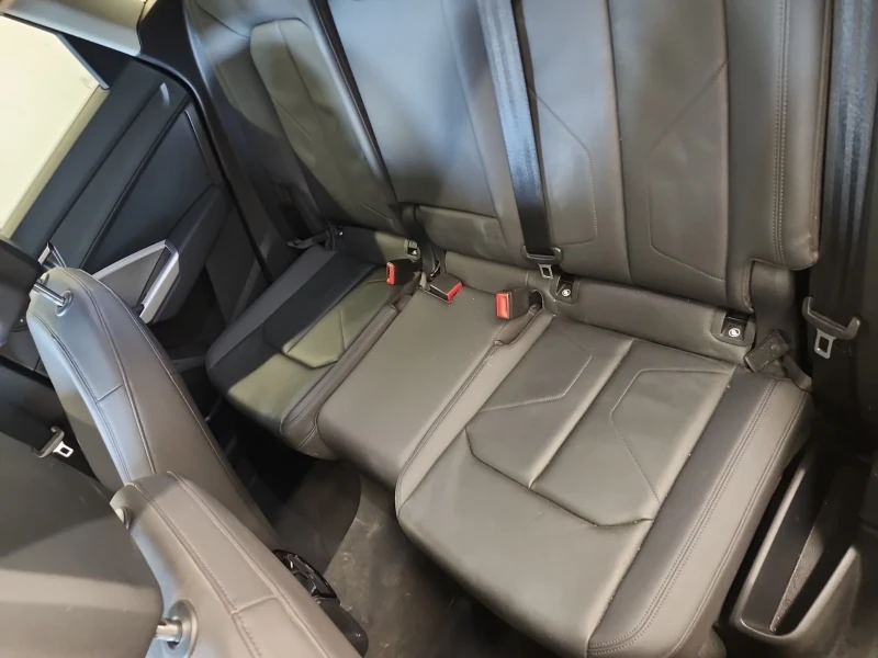 Audi Q3 2.0 TFSI, снимка 6 - Автомобили и джипове - 53429401