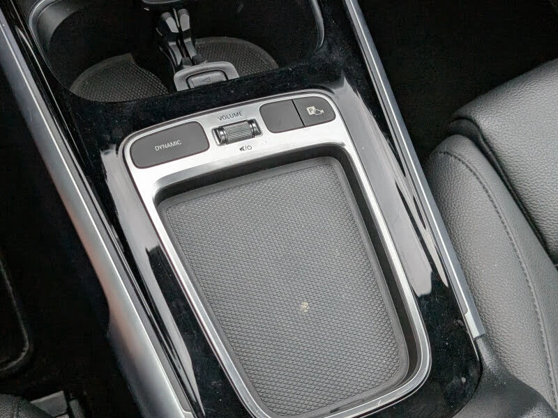 Mercedes-Benz GLB 250 4MATIC* АвтоКредит* (Цена до БГ) , снимка 13 - Автомобили и джипове - 53860292