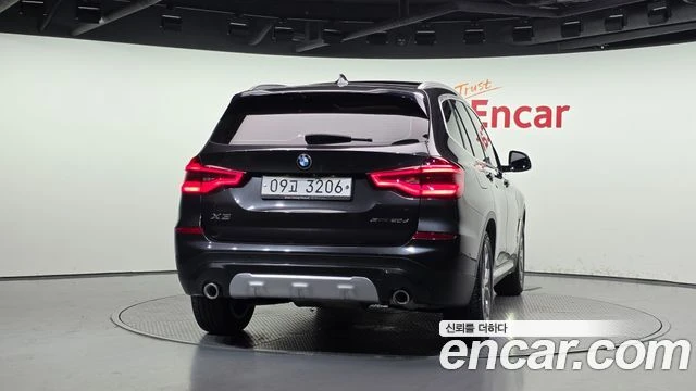 BMW X3, снимка 4 - Автомобили и джипове - 56089326