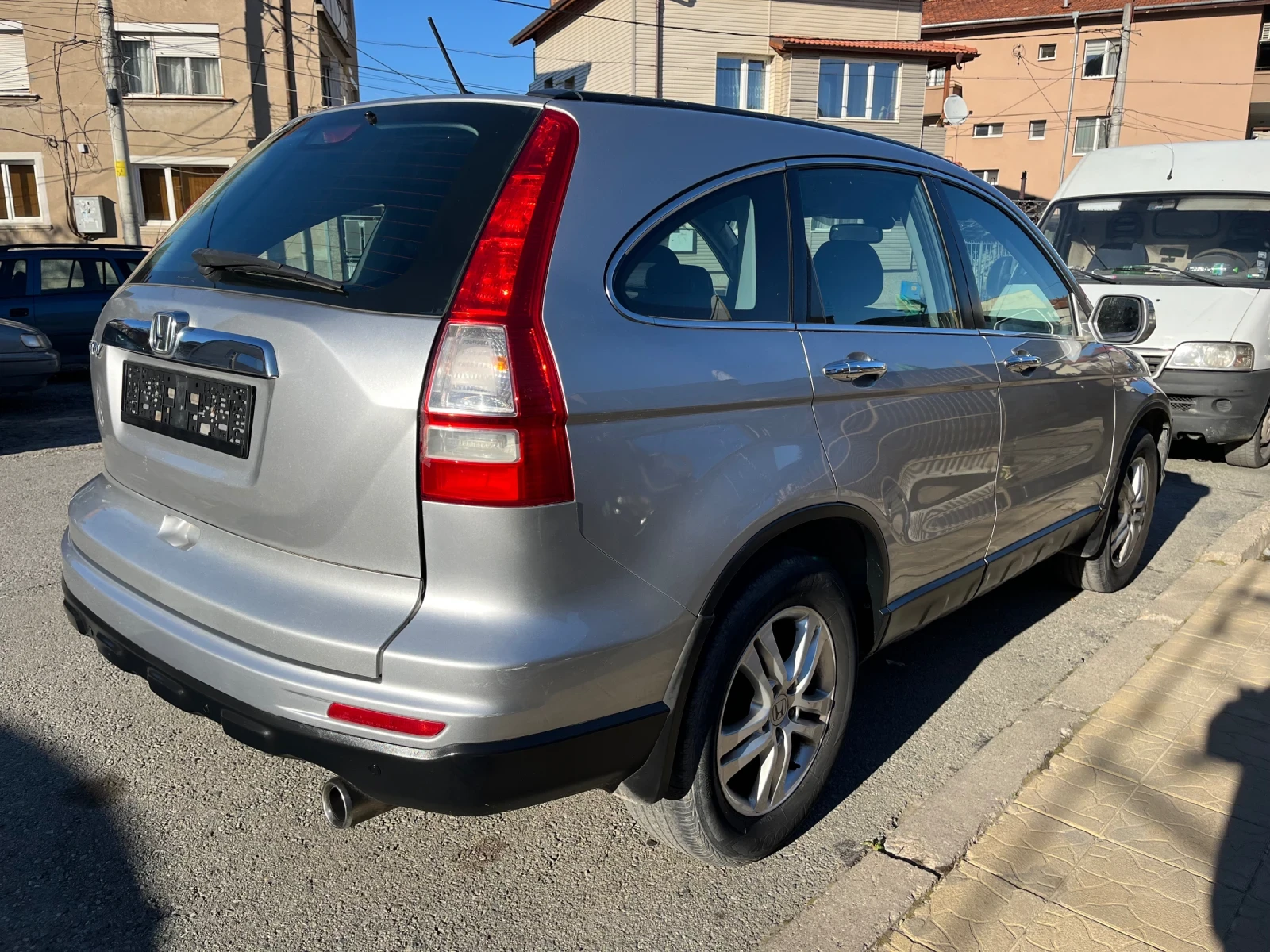 Honda Cr-v 2.0 газ Facelift 4x4 6 ръчни скорости - изображение 5
