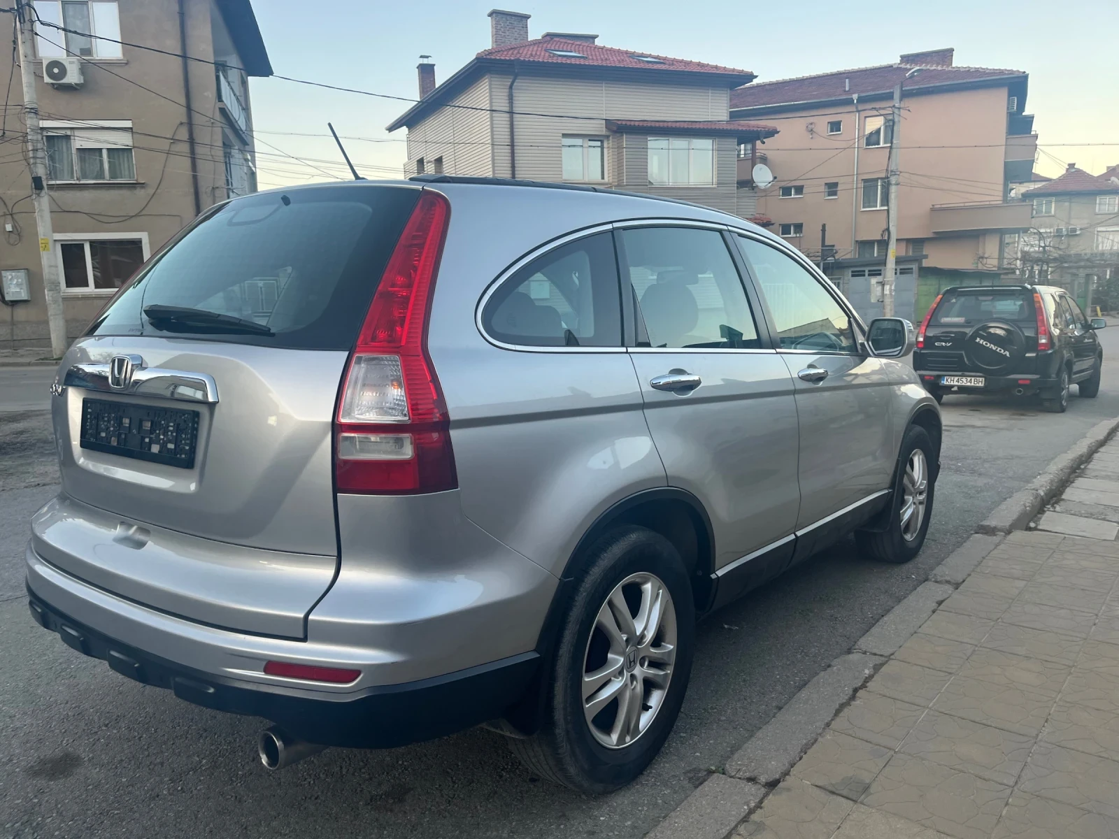Honda Cr-v 2.0 газ Facelift 4x4 6 ръчни скорости - изображение 3