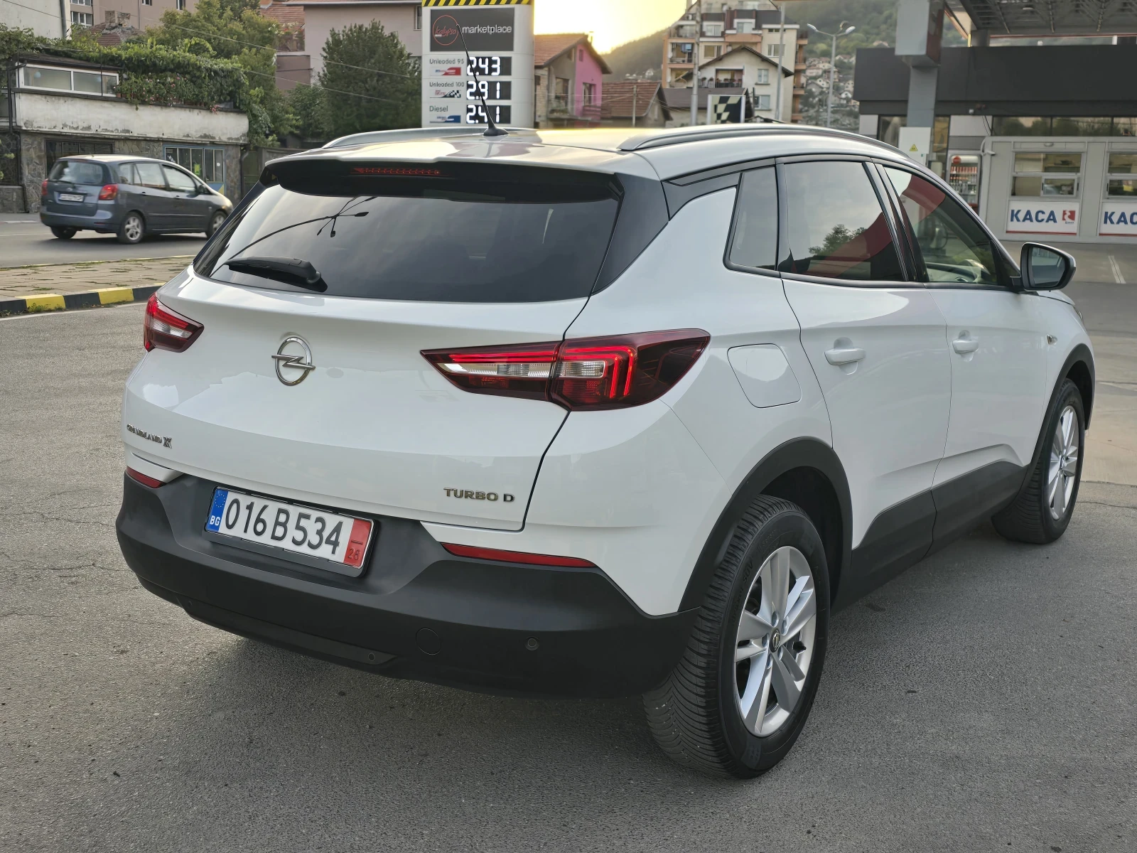 Opel Grandland X Топ състояние - изображение 8