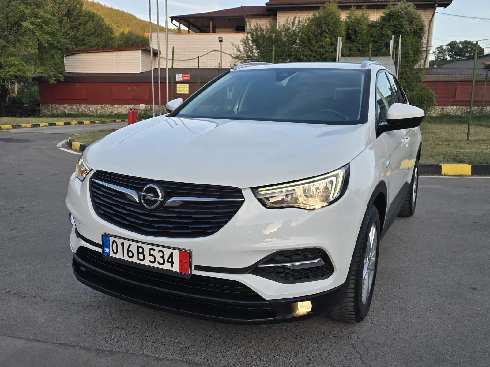 Opel Grandland X Топ състояние - изображение 4