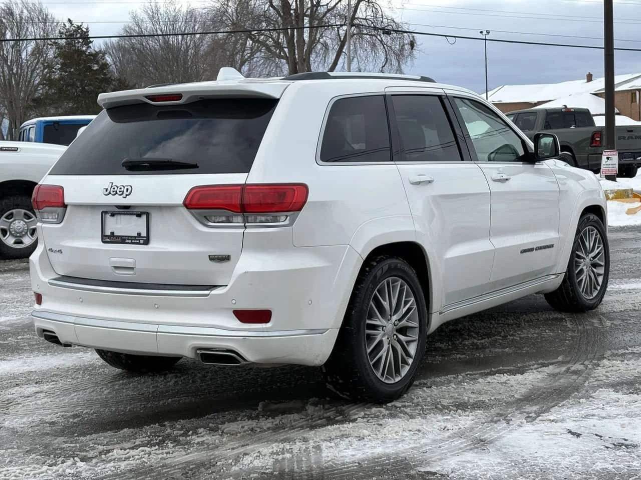 Jeep Grand cherokee * Summit * CARFAX * ФИКСИРАНА ЦЕНА ДО БГ* , снимка 3 - Автомобили и джипове - 53802248