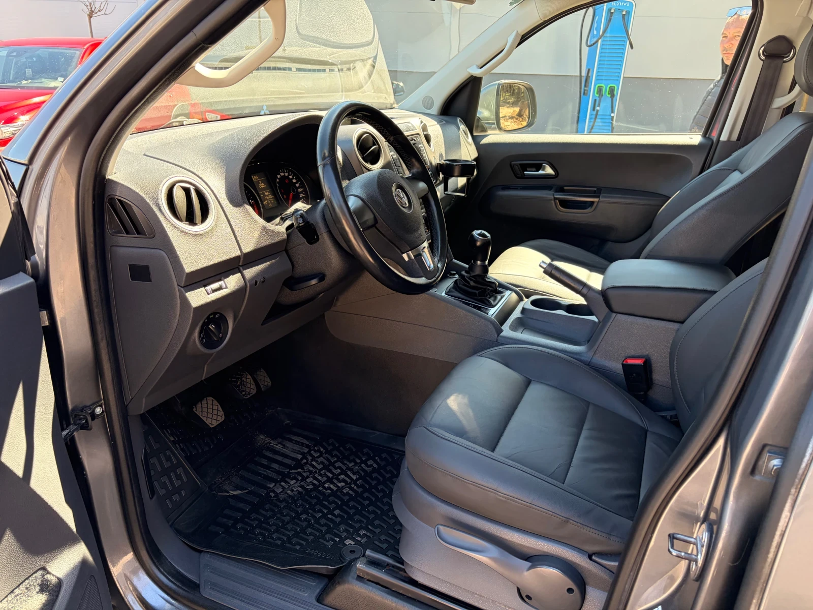 VW Amarok 2.0 tdi, снимка 11 - Автомобили и джипове - 54139805