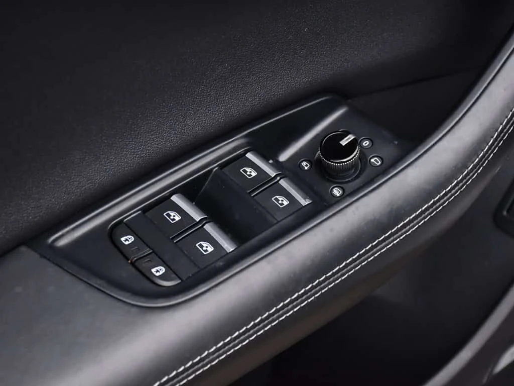 Audi Q8 Technik/���������/��������/���������/360 | Mobile.bg � ����������� 12