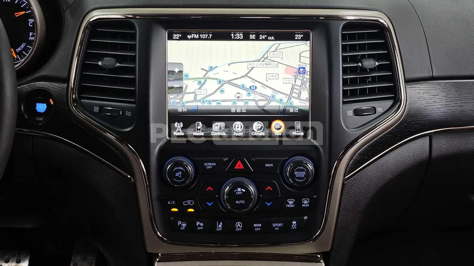 Jeep Grand cherokee, снимка 14 - Автомобили и джипове - 54218936