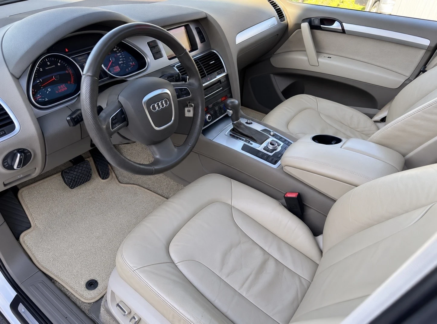 Audi Q7 4.2TDI V8 FACE\ ЛИЗИНГ\БАРТЕР, снимка 9 - Автомобили и джипове - 56311048