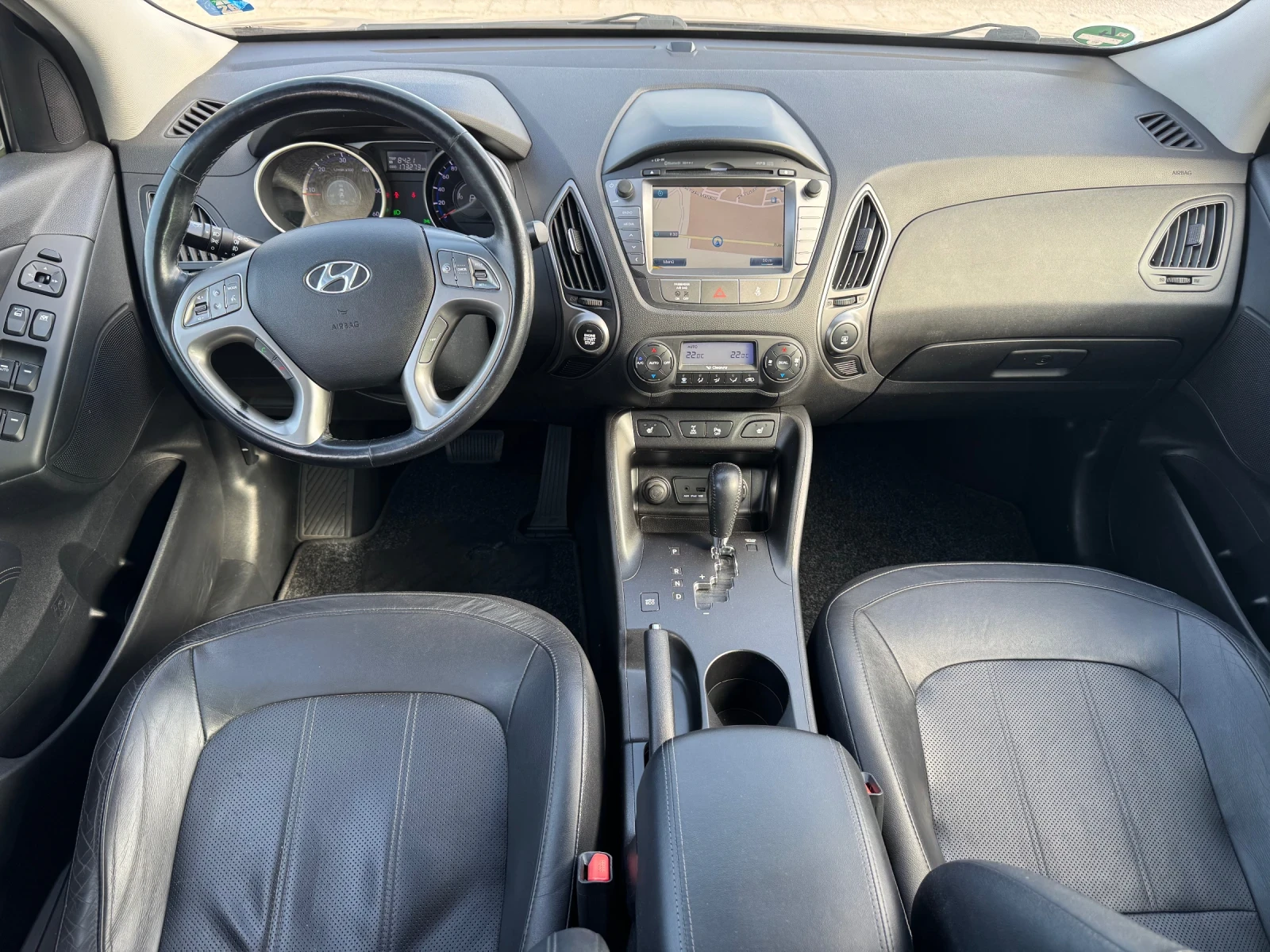 Hyundai IX35 2.0 CRDI 4X4, снимка 9 - Автомобили и джипове - 56432048