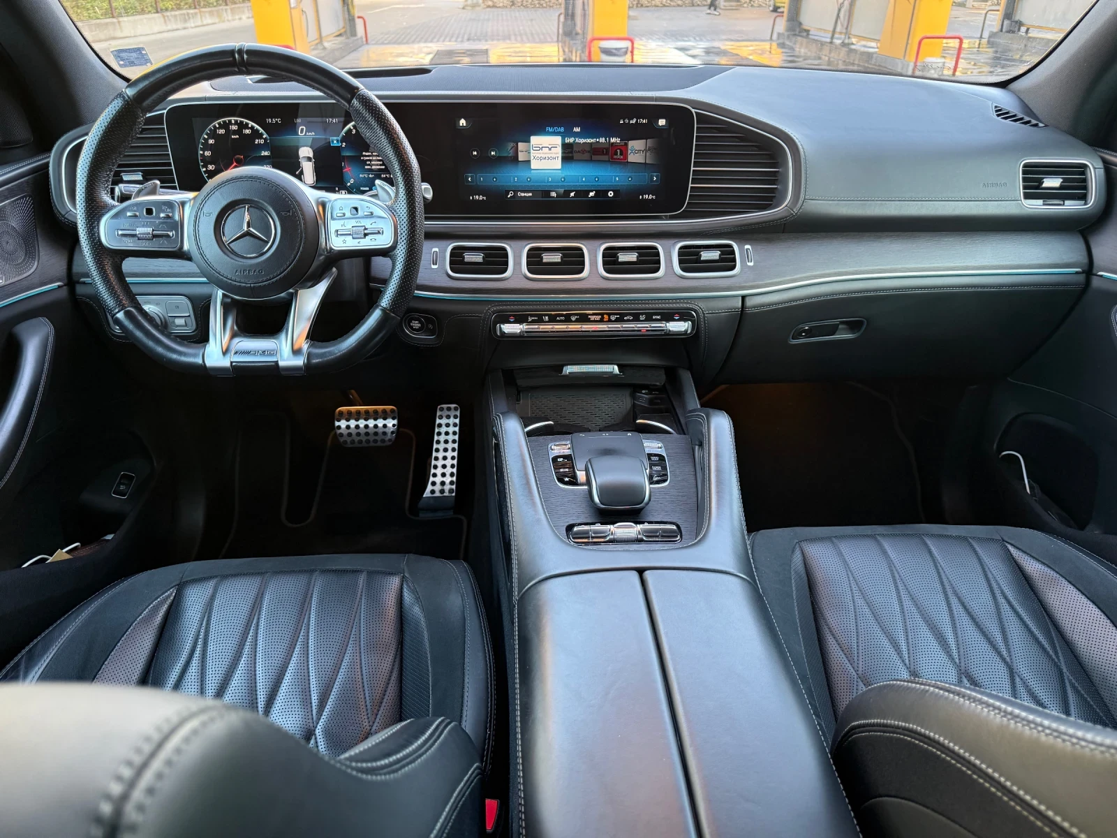 Mercedes-Benz GLS 63 AMG 7 места, снимка 12 - Автомобили и джипове - 56570174