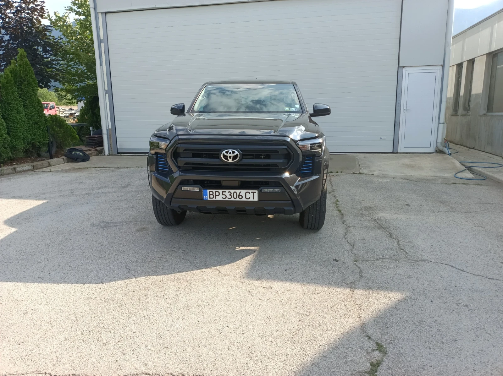 Toyota Tacoma SR5, снимка 3 - Автомобили и джипове - 56659525