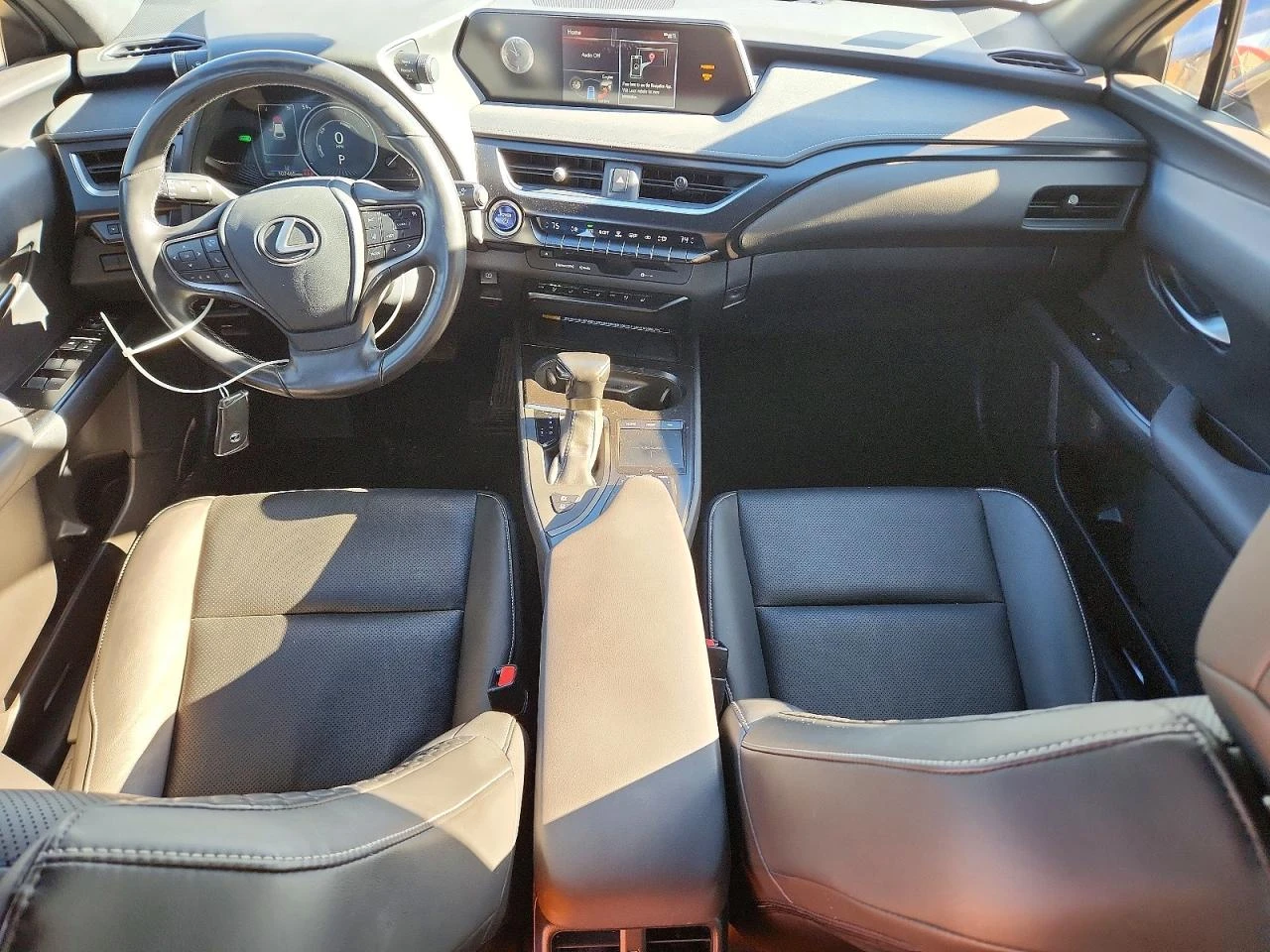 Lexus UX 250h 2.0l, снимка 8 - Автомобили и джипове - 56663610