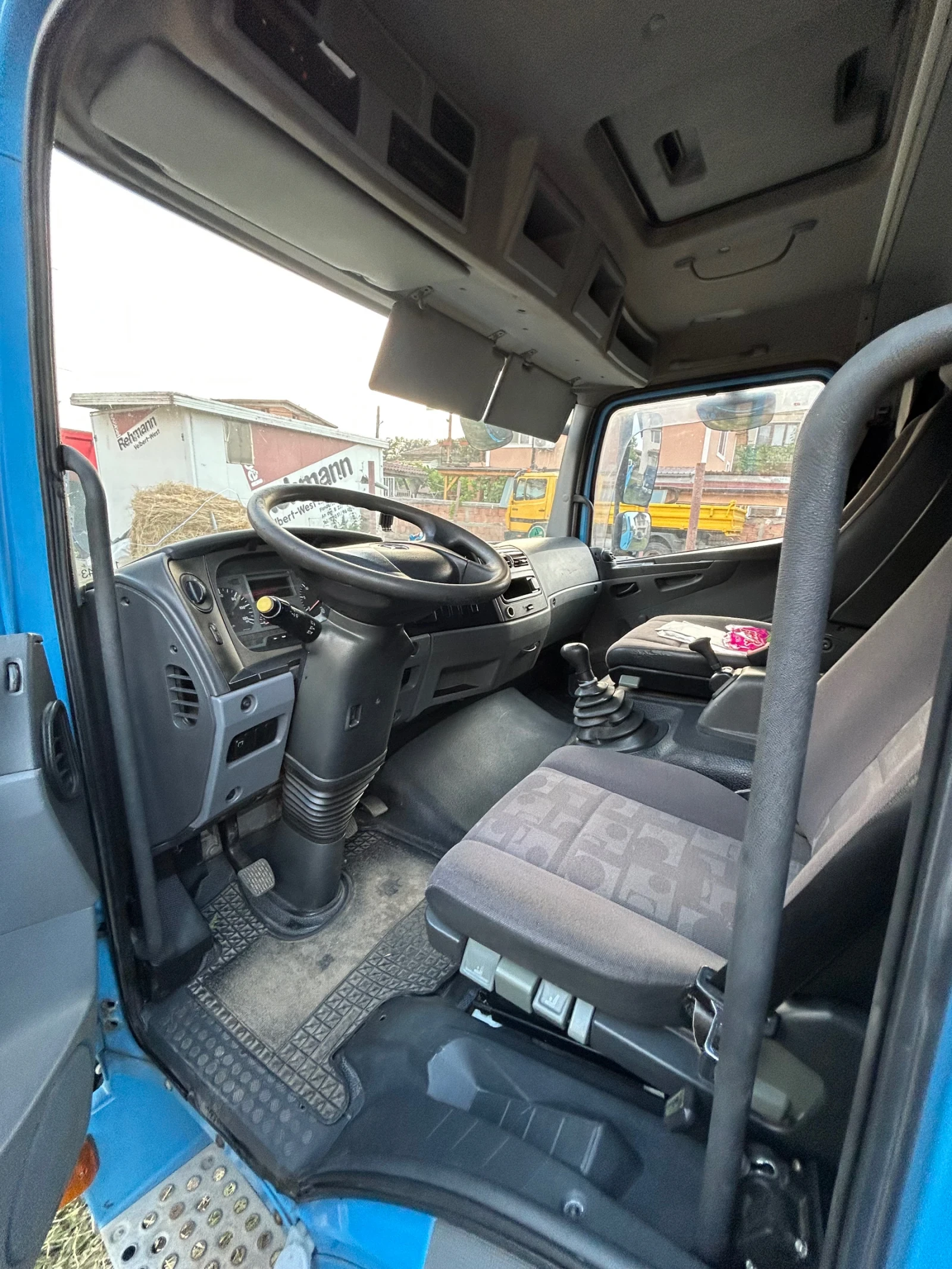 Mercedes-Benz Atego Тристранен самосвал , снимка 7 - Камиони - 55419748