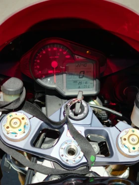 Aprilia RSV4 | Mobile.bg � ����� ������ 9