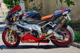 ����� �� �������� �� Aprilia RSV4