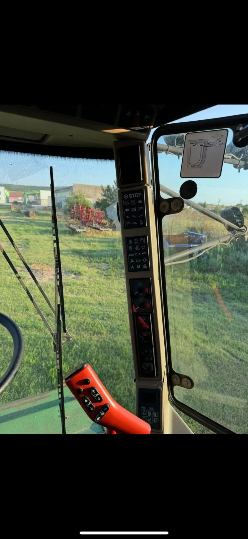 Комбайн John Deere 2266 Extra, снимка 6 - Селскостопанска техника - 52403004