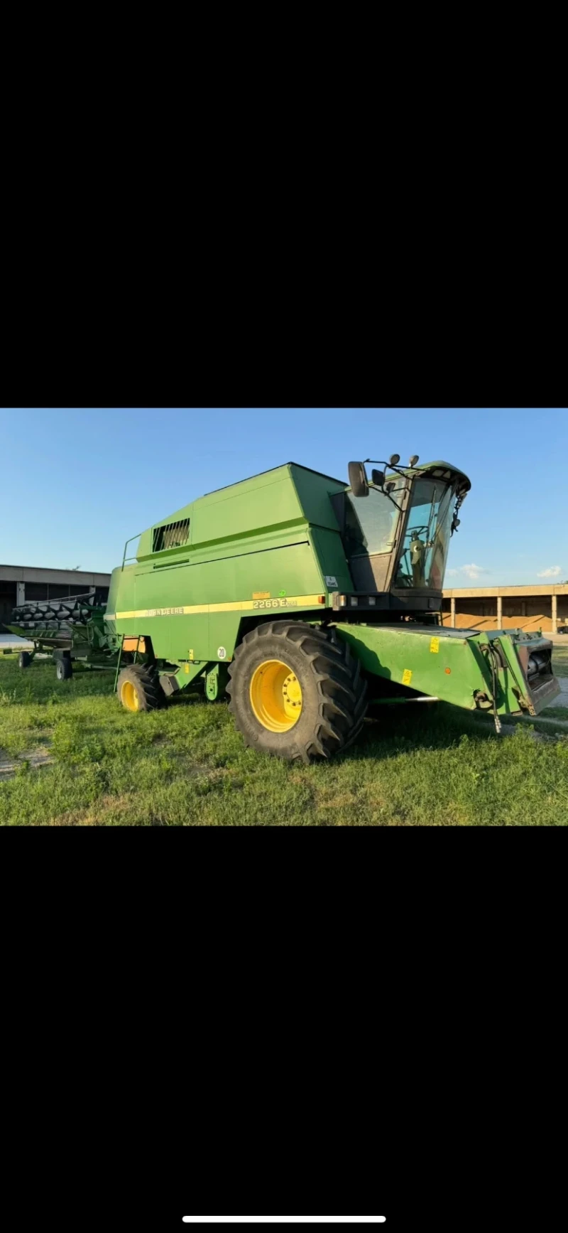 Комбайн John Deere 2266 Extra, снимка 2 - Селскостопанска техника - 52403004