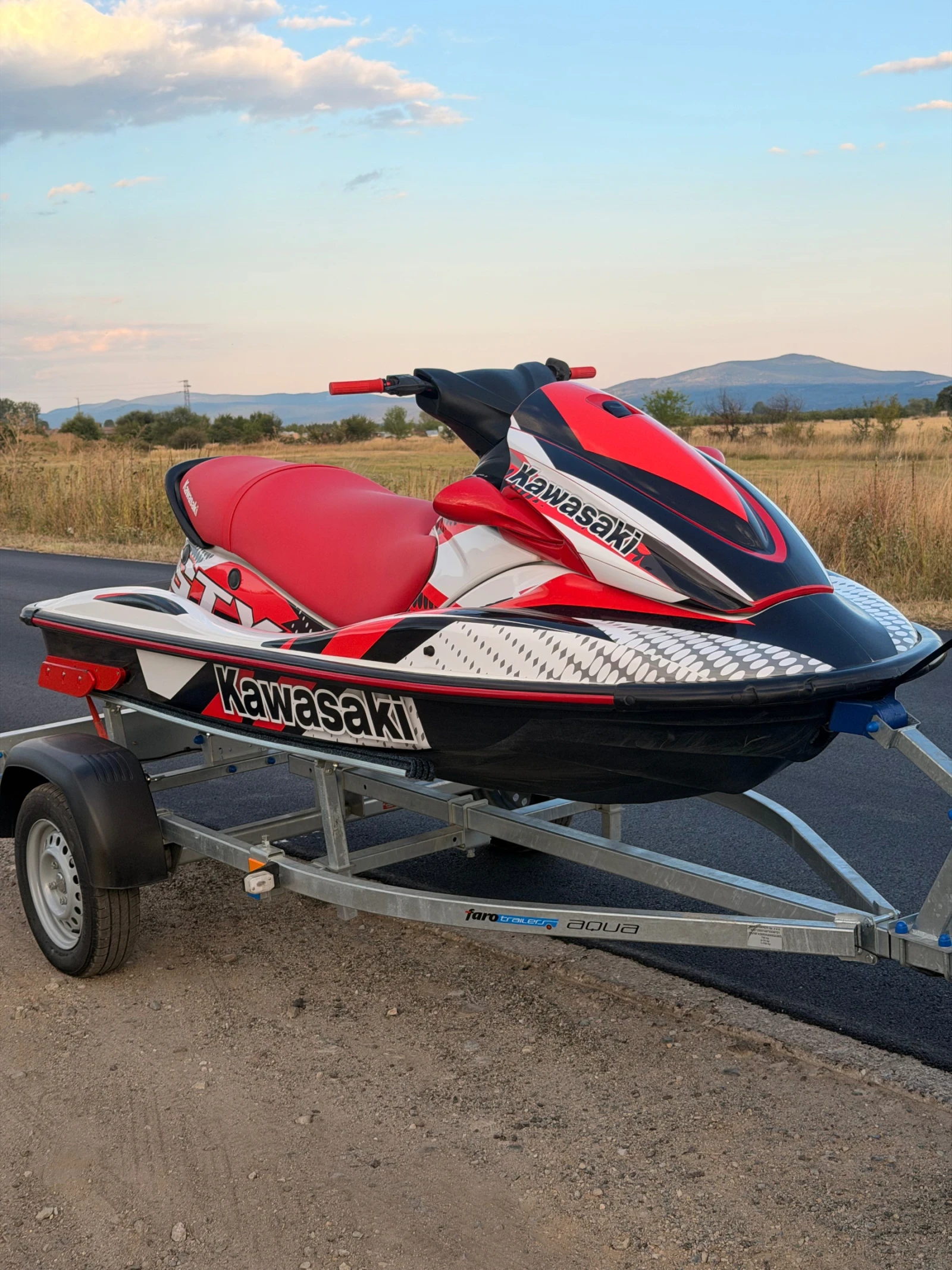 Джет Kawasaki Stx15F
