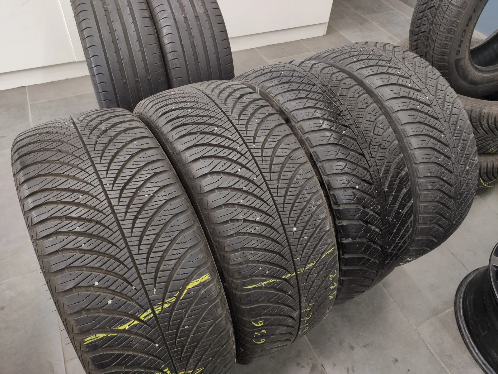  215/50R17 | Mobile.bg   5