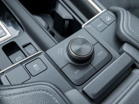 Toyota Grand Highlander Hybrid Platinum MAX  С РЕГИСТРАЦИЯ & АВТО КРЕДИТ , снимка 12