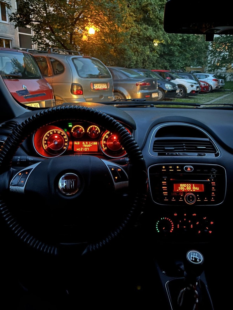 Fiat Punto, снимка 11 - Автомобили и джипове - 46460163