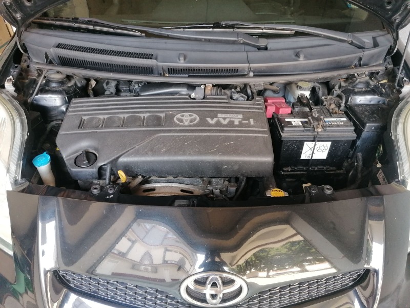 Toyota Yaris 1.3VVT-I Автоматик Регистрирана , снимка 12 - Автомобили и джипове - 46293469
